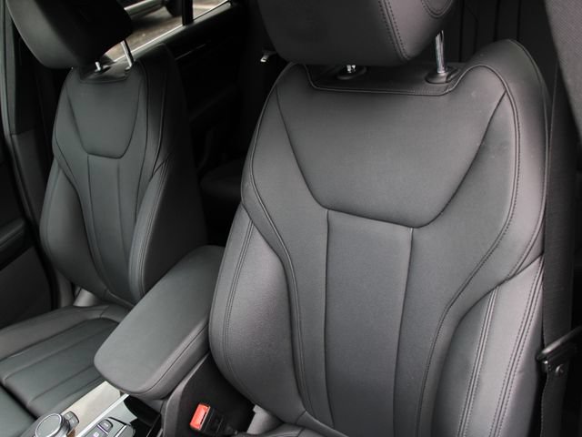 Used 2020 BMW X3 xDrive30i w/ Convenience Package AWD/4WD image 5