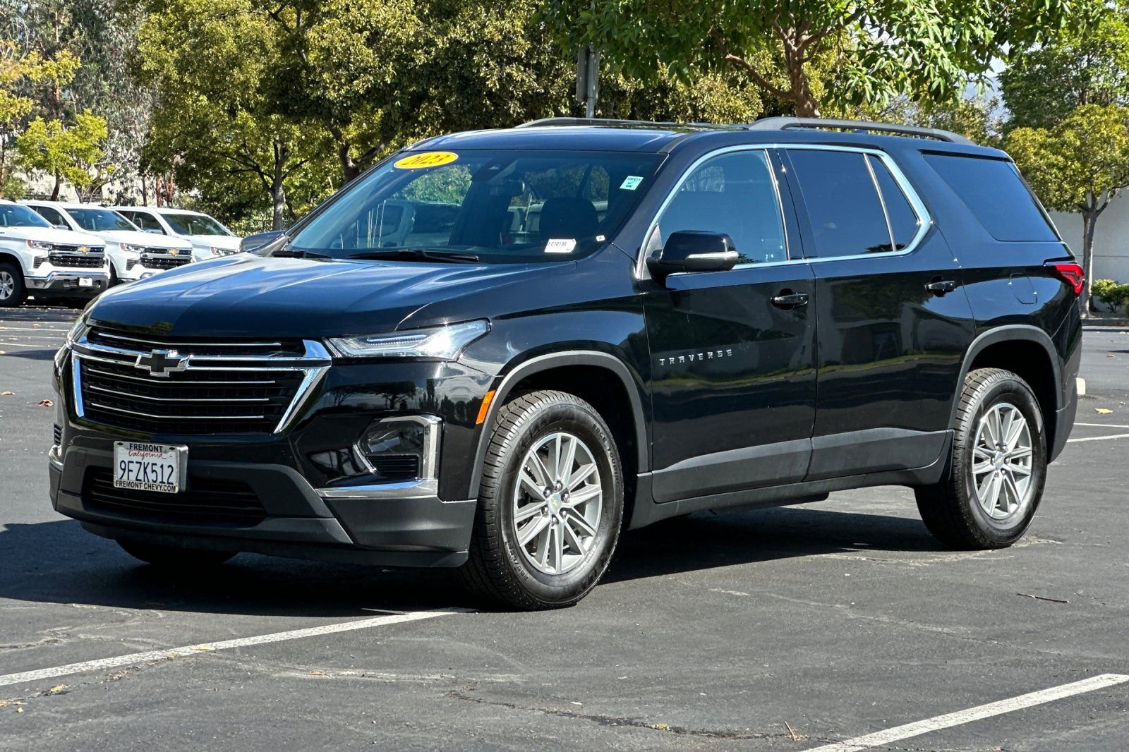 Used 2023 Chevrolet Traverse LT image 8