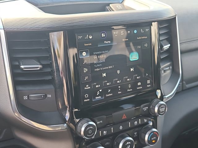 Used 2024 RAM 1500 Laramie image 30
