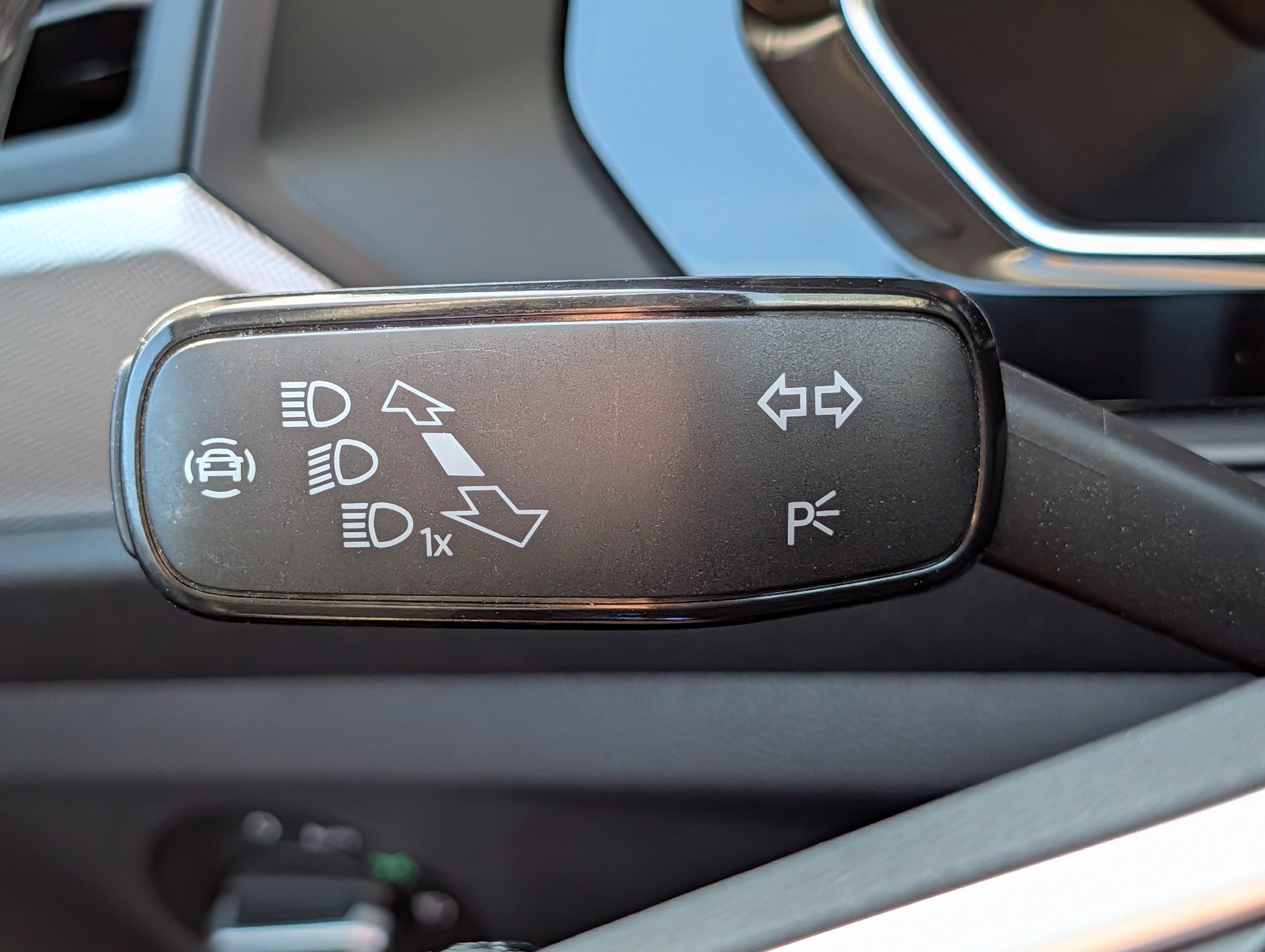 Used 2023 Volkswagen Jetta S FWD image 31