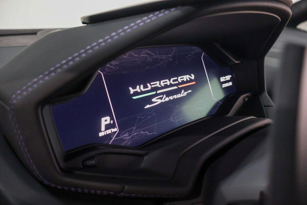 Used 2024 Lamborghini Huracan Sterrato AWD/4WD image 21