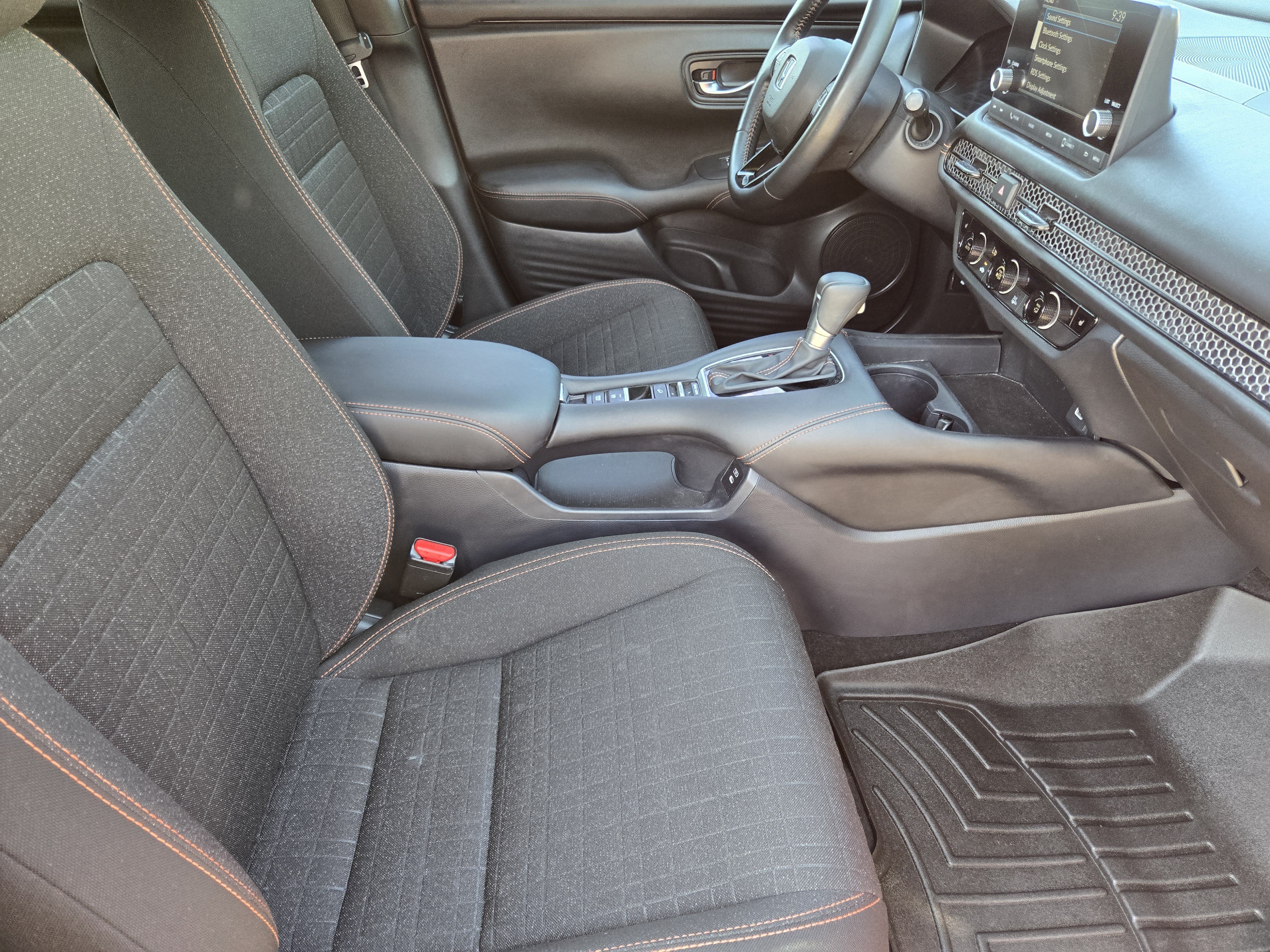 Certified 2025 Honda HR-V Sport image 10