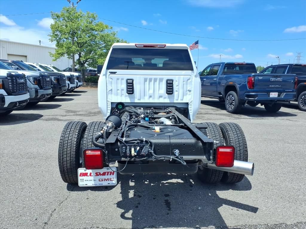 New 2026 GMC Sierra 3500 Pro w/ Convenience Package AWD/4WD image 4