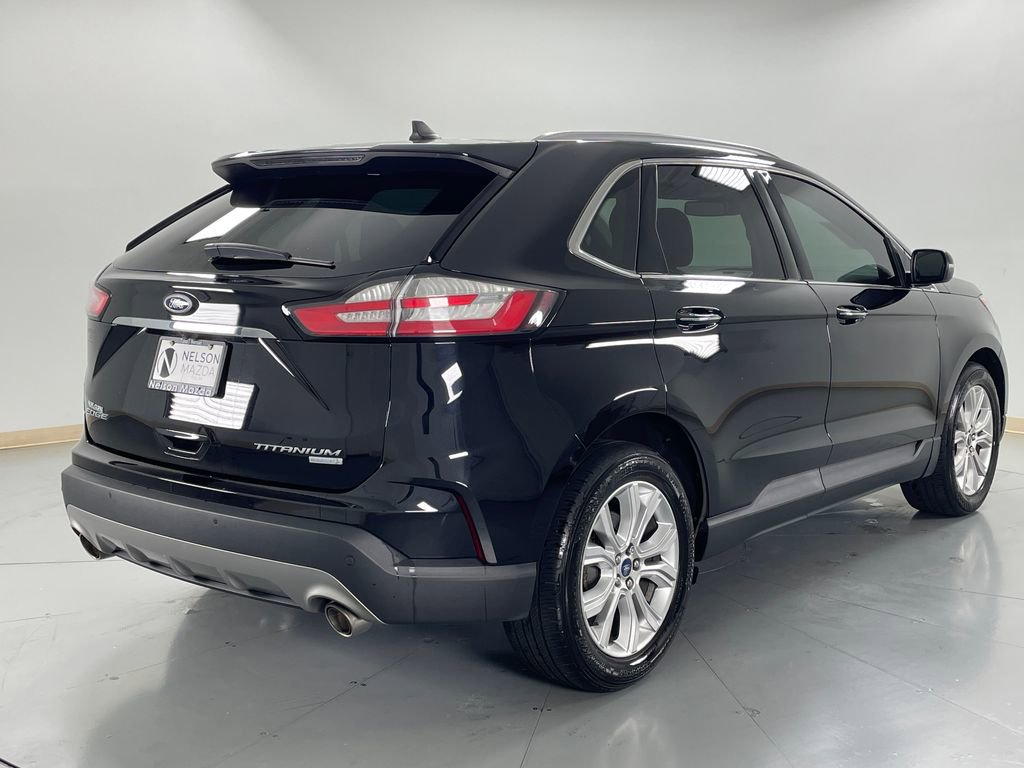 Used 2020 Ford Edge Titanium image 23