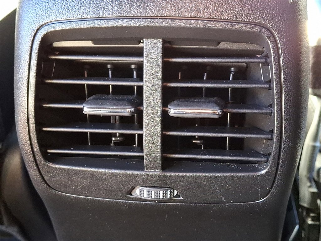 Used 2025 Ford Escape ST-Line image 12