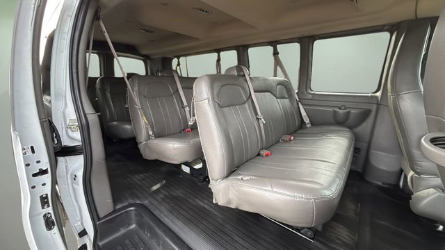 Used 2022 Chevrolet Express 3500 LS image 35