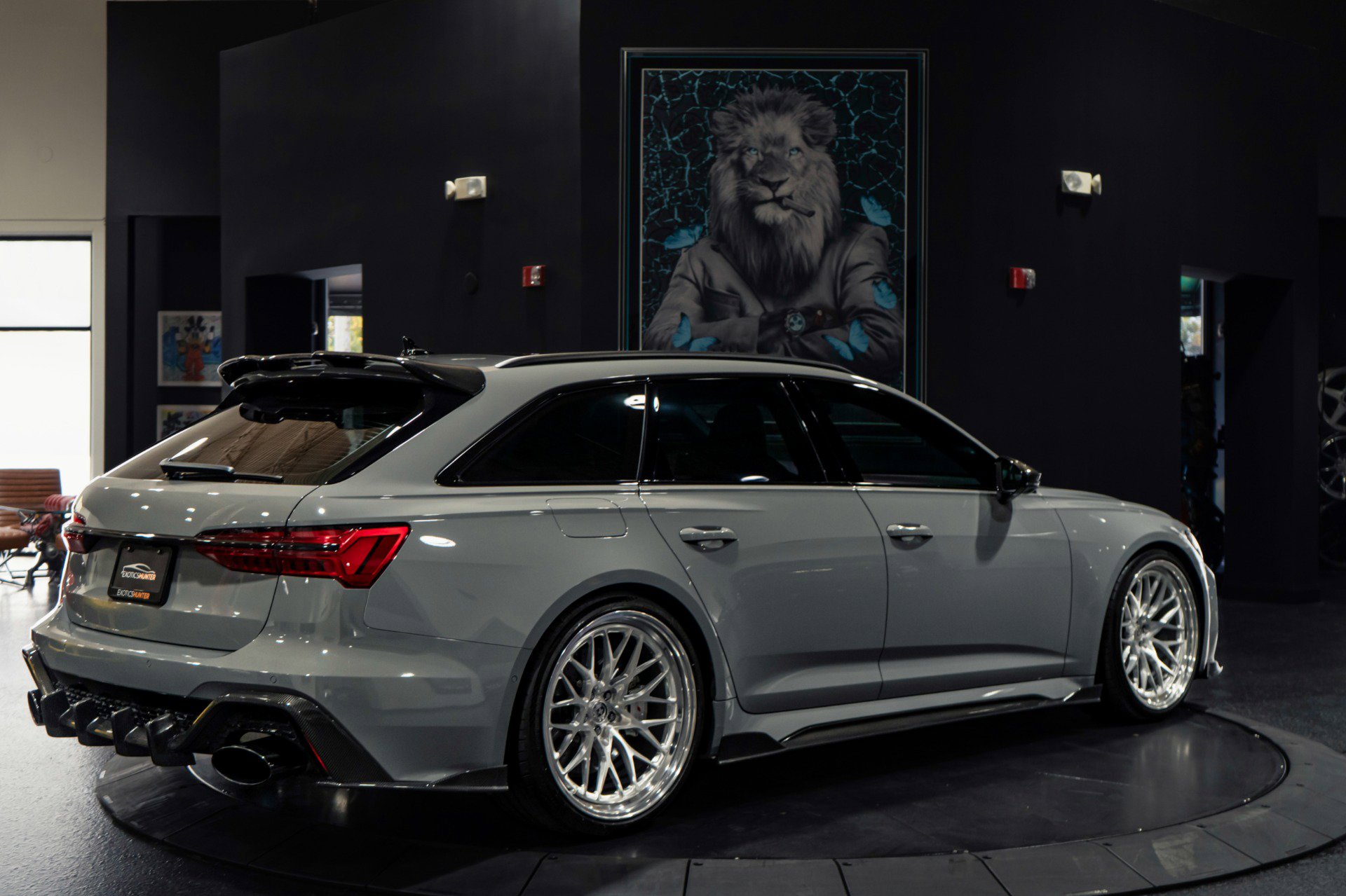 Used 2022 Audi RS 6 image 3