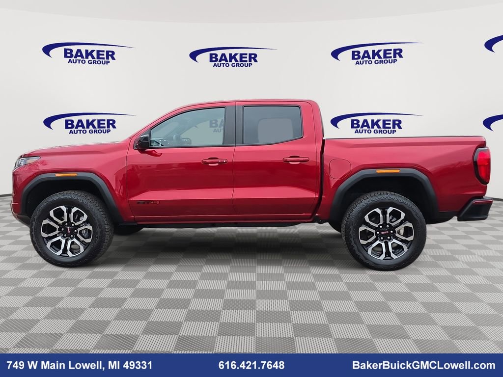 Used 2025 GMC Canyon AT4 w/ Nightfall Edition image 8