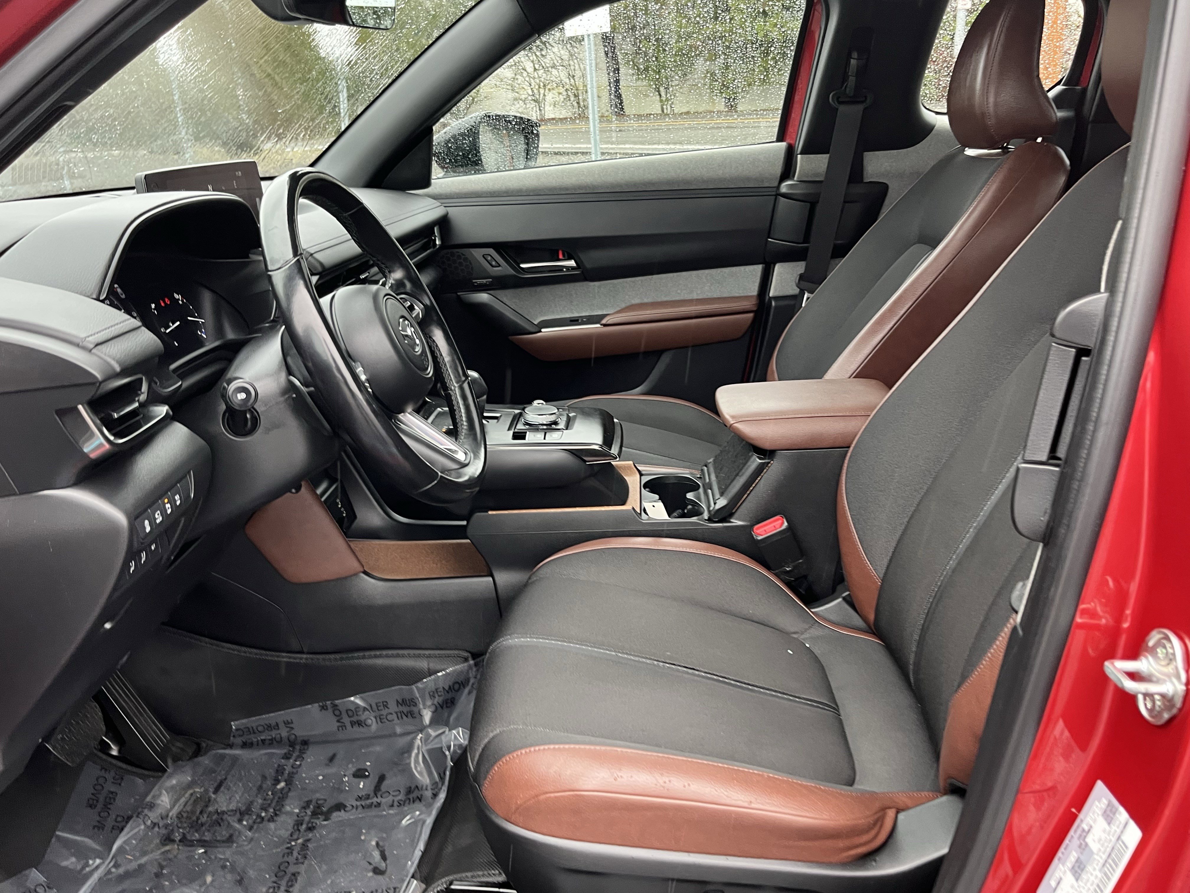 Used 2022 MAZDA MX-30 Electric w/ Premium Plus Pkg image 10