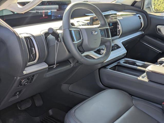 New 2025 Ford Expedition Active AWD/4WD image 10