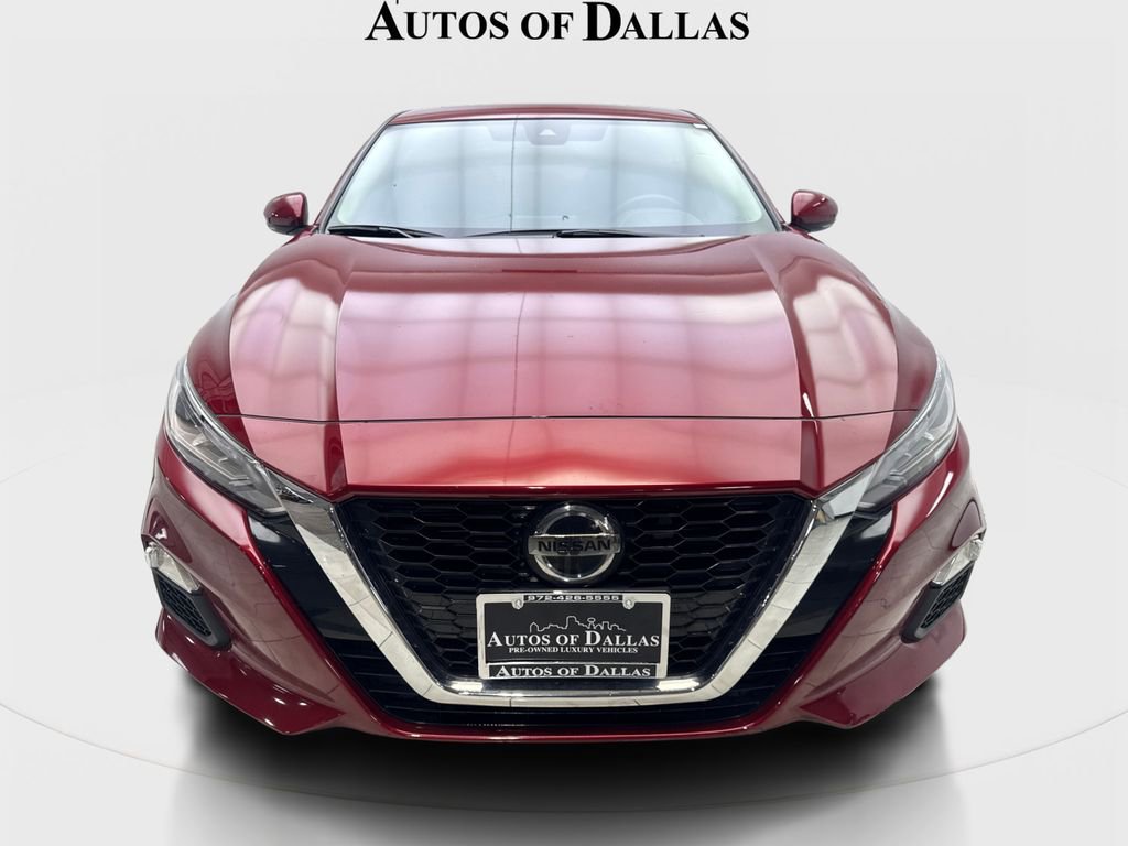 Used 2022 Nissan Altima 2.5 SV w/ SV Premium Package image 3