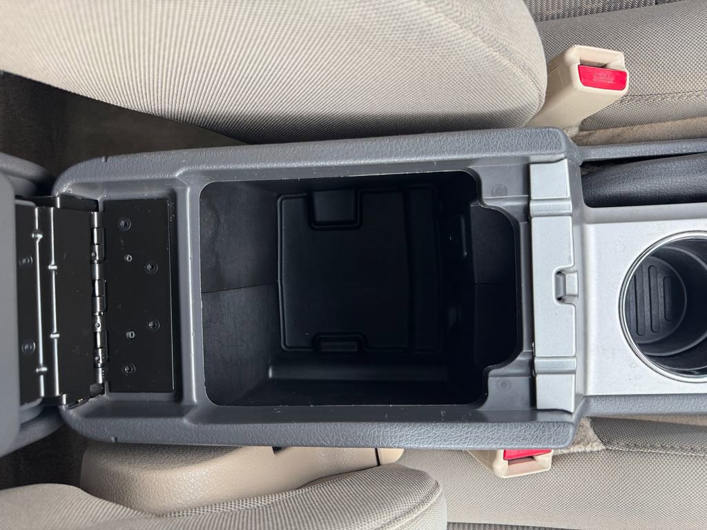 Used 2010 Ford Fusion SE image 24