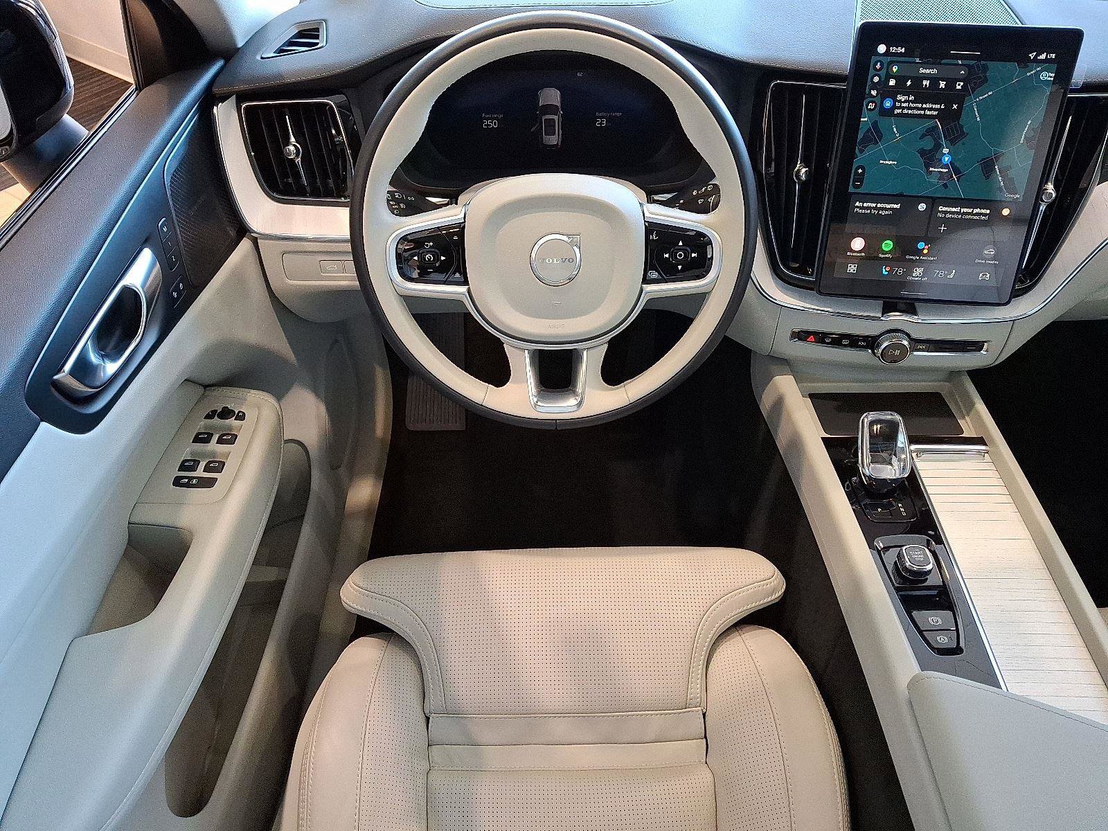 Certified 2026 Volvo XC60 T8 Ultra w/ Protection Package Premier image 9