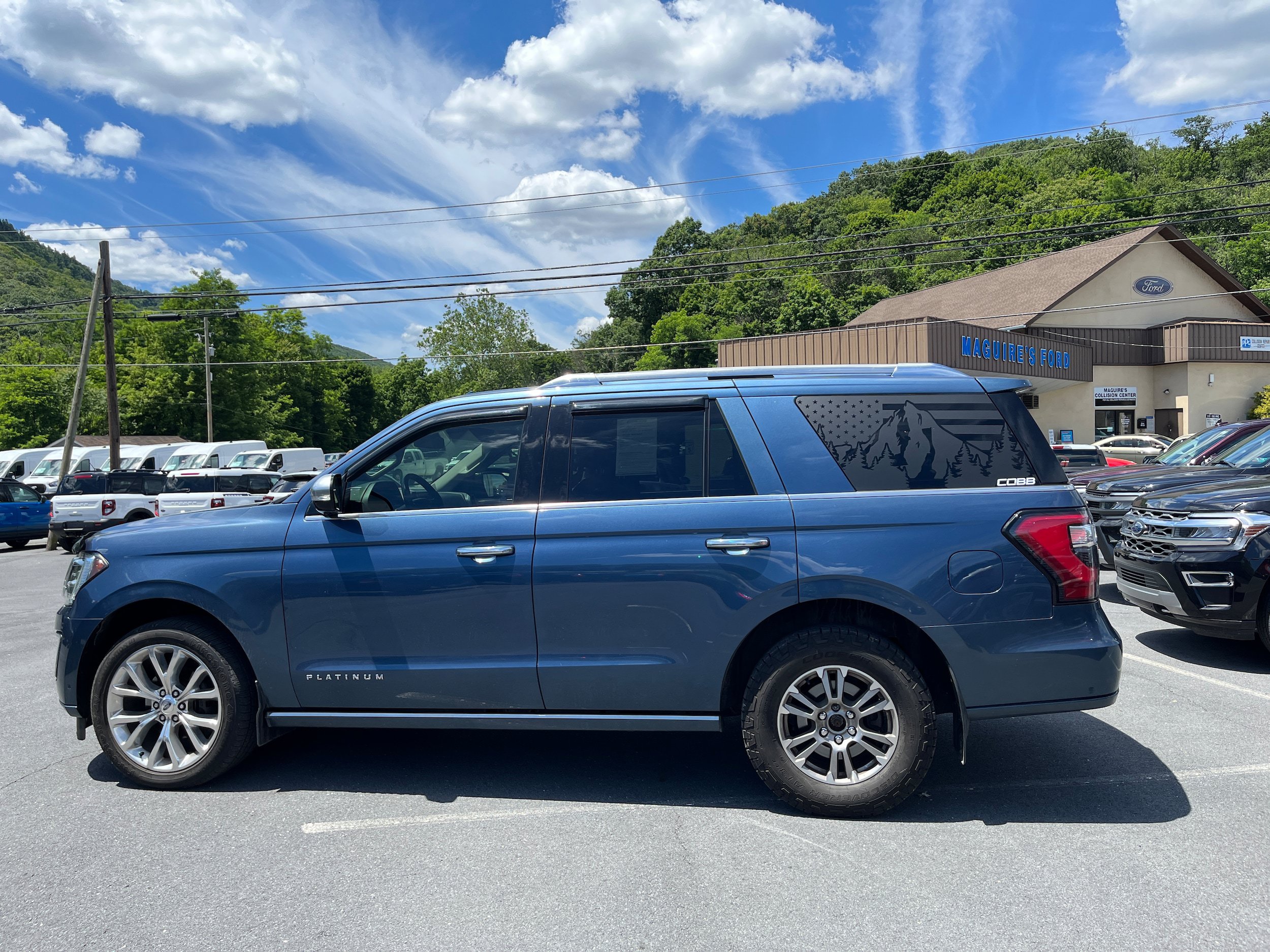 Used 2019 Ford Expedition Platinum AWD/4WD image 7