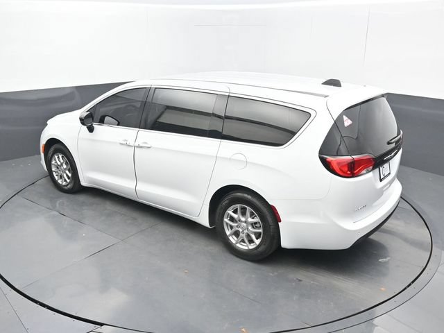 New 2025 Chrysler Voyager LX FWD image 47