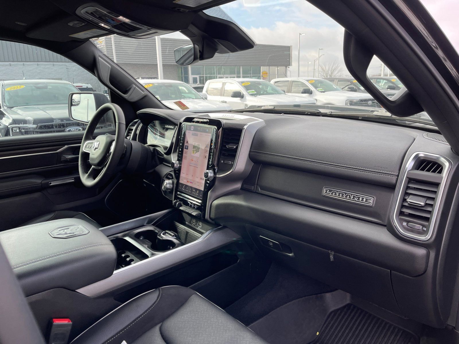 Used 2025 RAM 1500 Laramie w/ Sport Appearance Package image 18