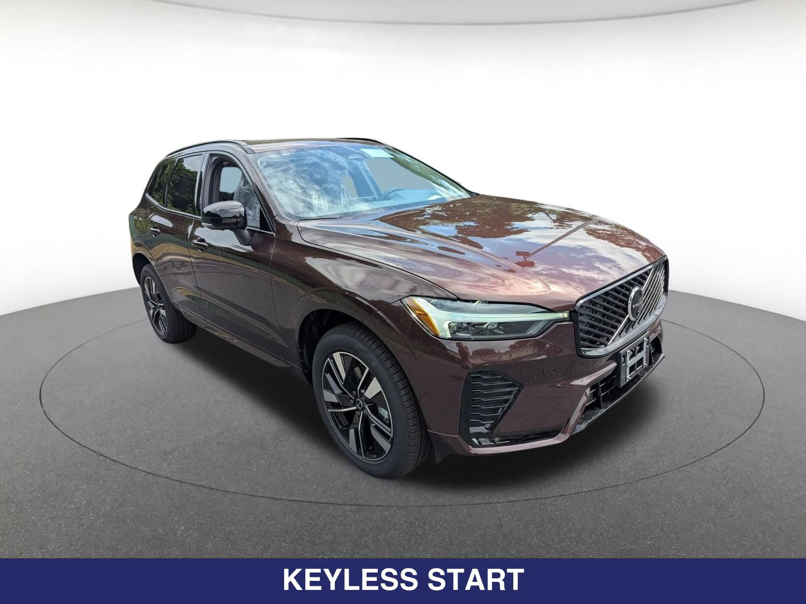 New 2026 Volvo XC60 B5 Plus w/ Protection Package Premier AWD/4WD image 2
