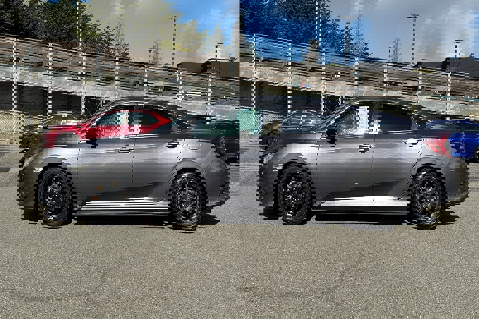Used 2017 Honda Civic EX-T image 7
