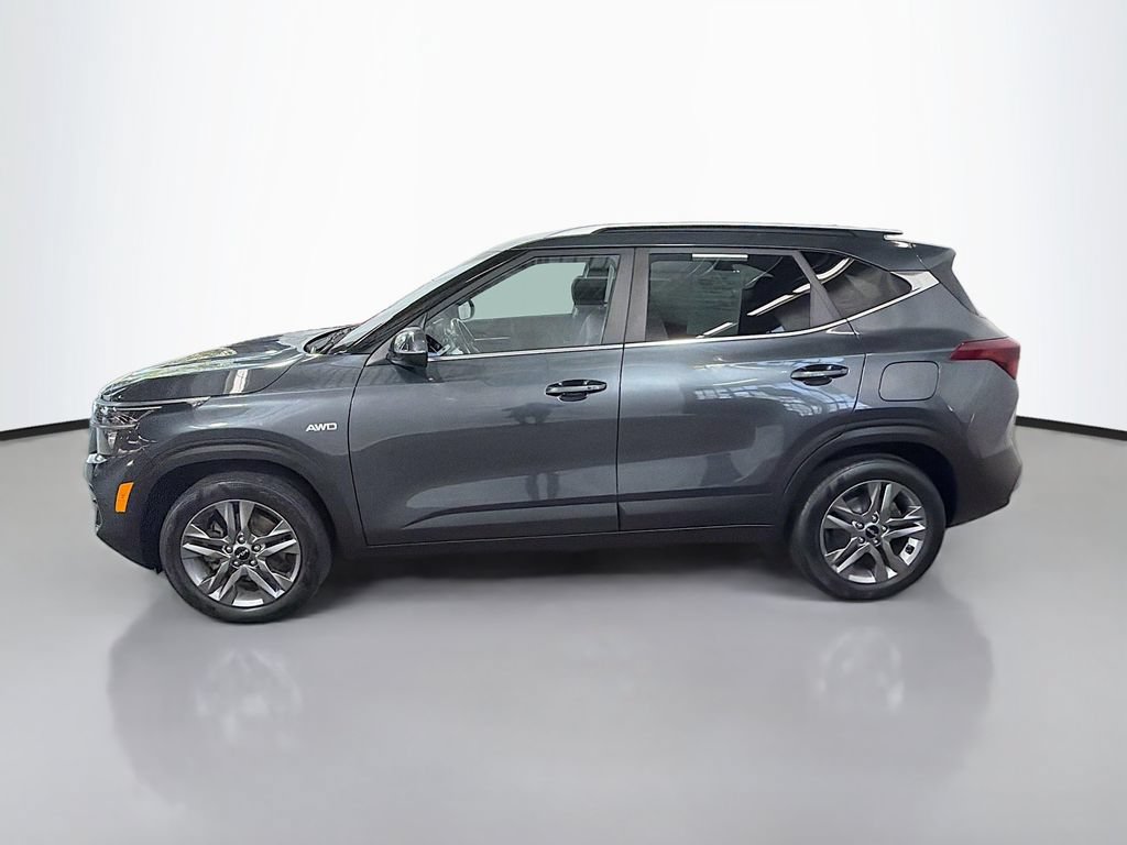 Used 2023 Kia Seltos S AWD/4WD image 6
