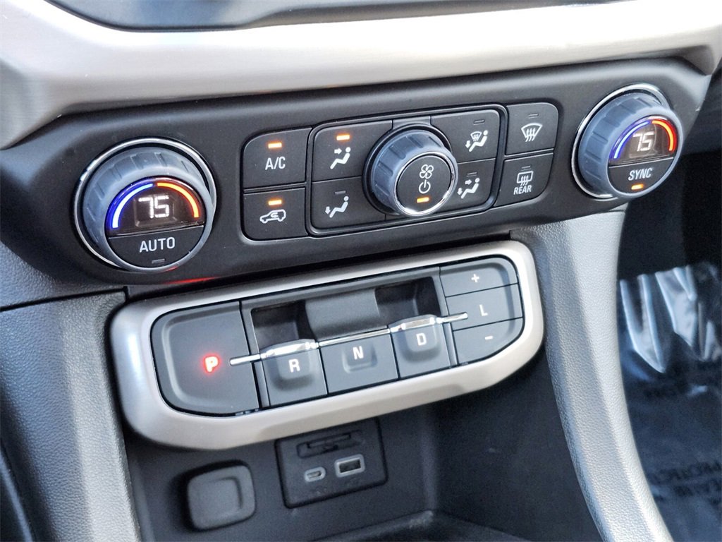 Used 2023 GMC Acadia Denali w/ Denali Ultimate Package image 21