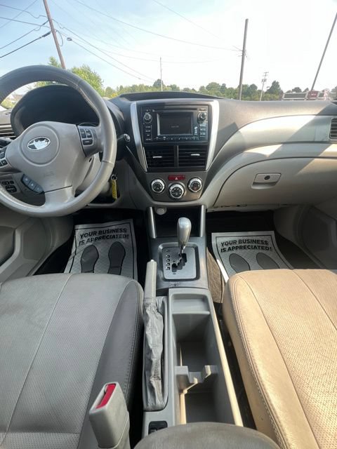 Used 2012 Subaru Forester 2.5X Limited AWD/4WD image 16