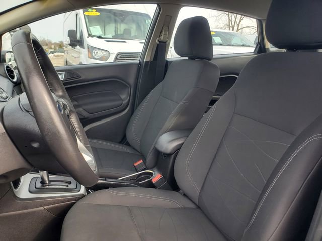 Used 2015 Ford Fiesta SE image 5