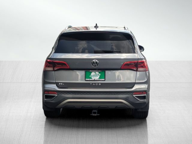 Used 2022 Volkswagen Taos SEL w/ Panoramic Sunroof Package image 5