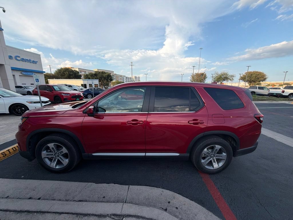 Used 2025 Honda Pilot EX-L image 1