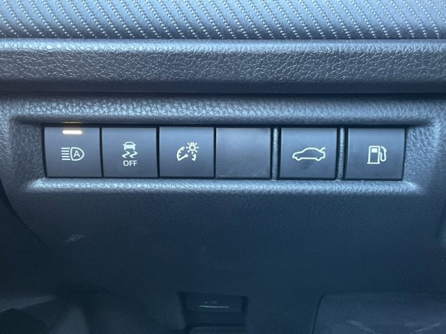 Used 2025 Toyota Camry SE FWD image 31