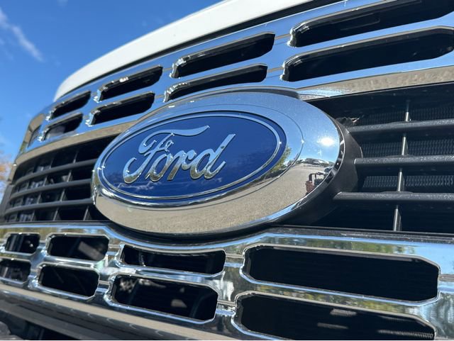 New 2025 Ford F350 XLT image 22