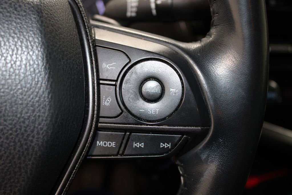 Used 2021 Toyota Camry SE image 21