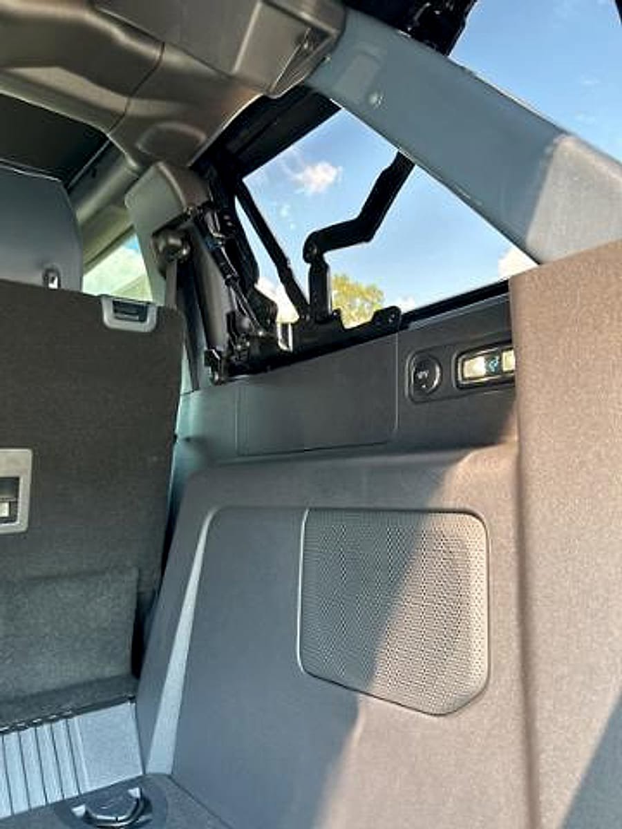 New 2024 Ford Bronco Outer Banks w/ Sasquatch Package AWD/4WD image 48