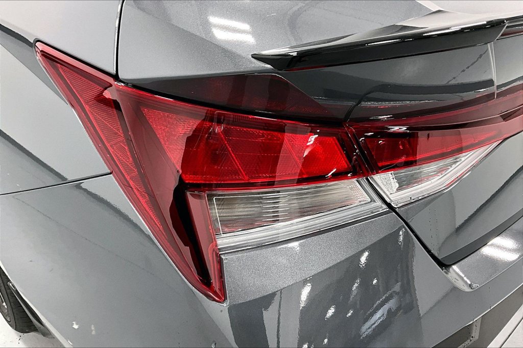 New 2026 Hyundai Elantra SEL Sport FWD image 31