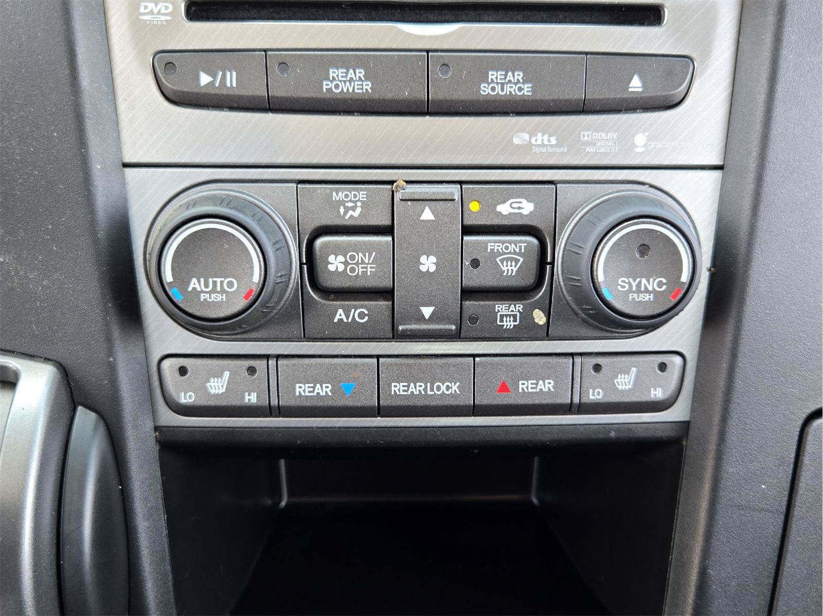 Used 2012 Honda Pilot Touring image 17
