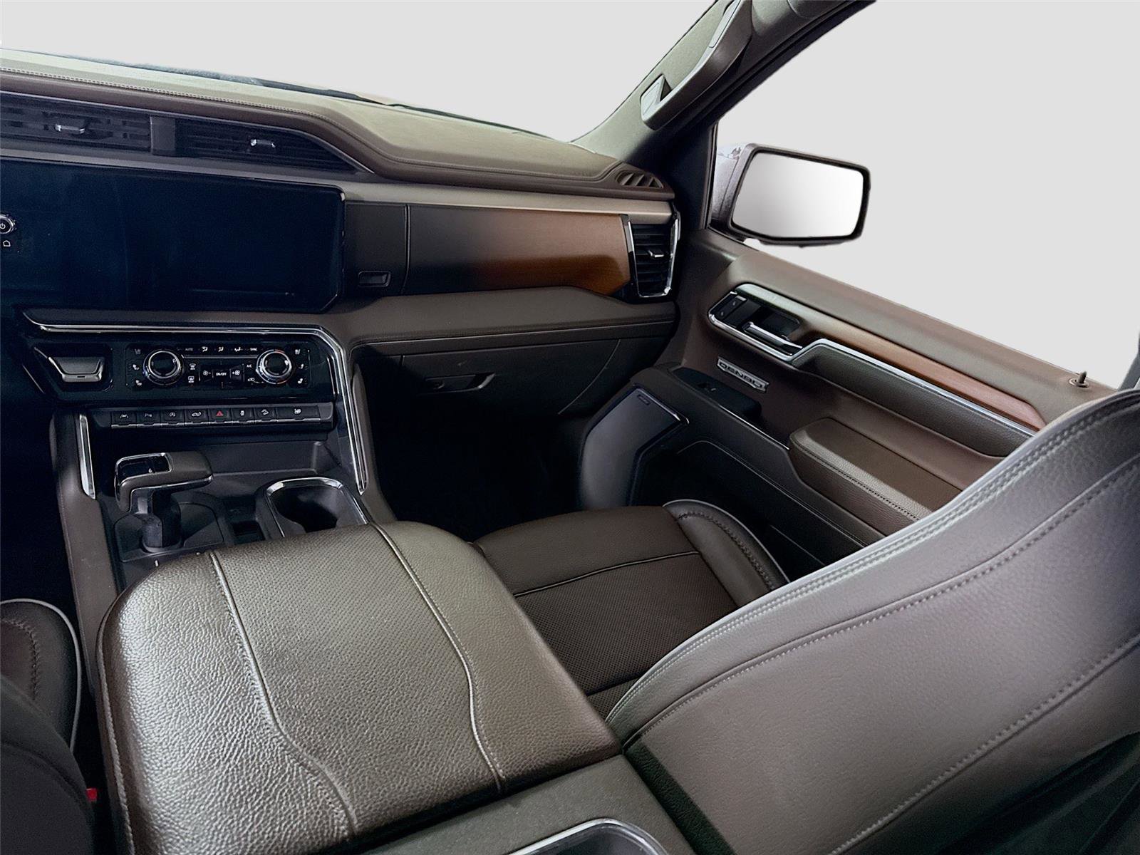 Used 2024 GMC Sierra 1500 Denali w/ Technology Package image 18