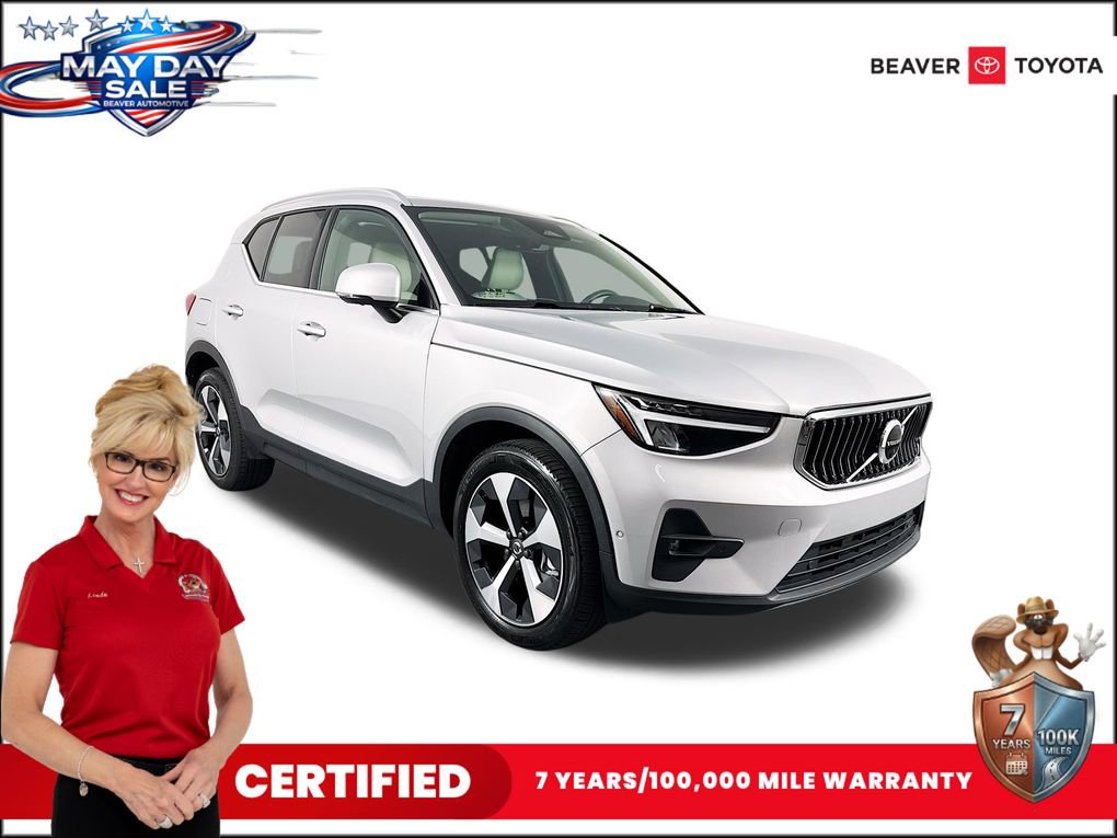 Used 2023 Volvo XC40 B5 Plus w/ Driver Assist Package