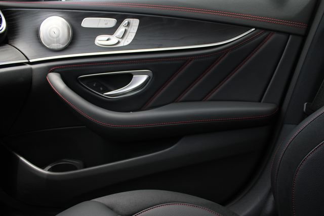 Used 2022 Mercedes-Benz E 53 AMG 4MATIC Sedan image 21