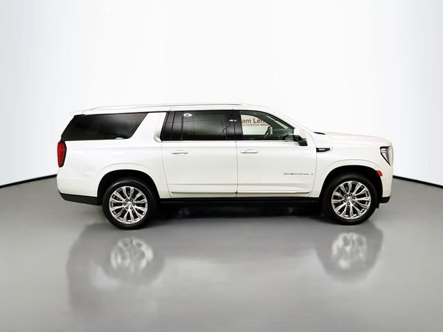 Used 2024 GMC Yukon XL Denali image 9