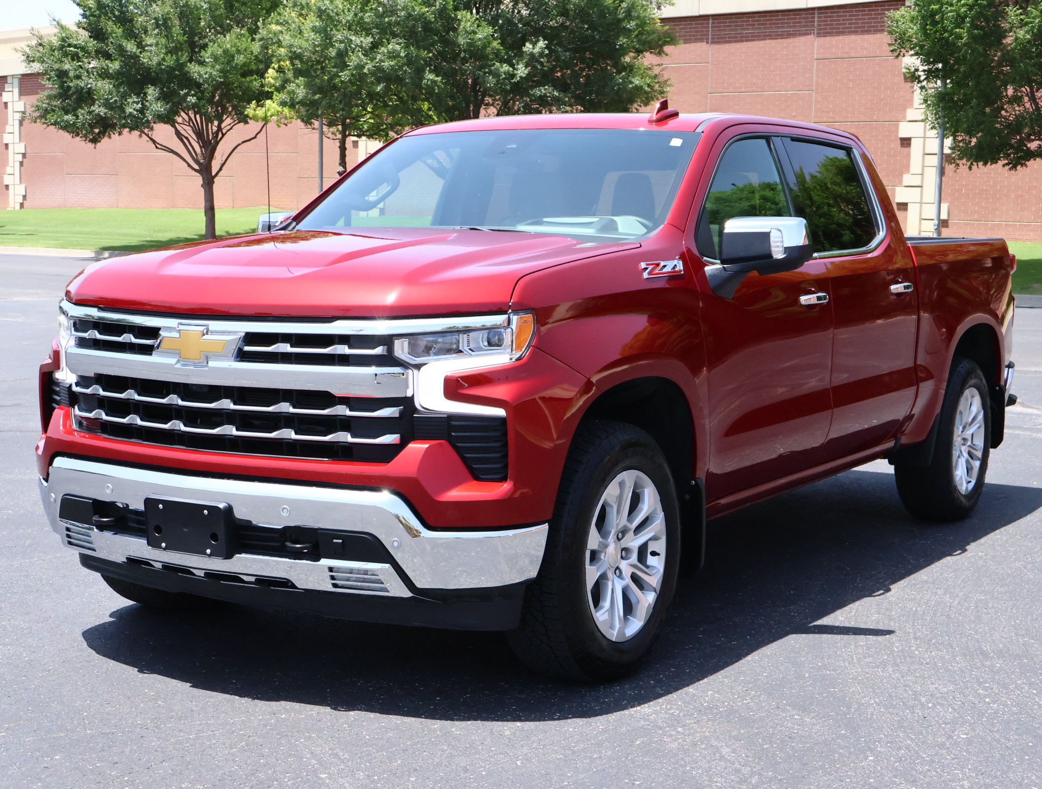 Used 2024 Chevrolet Silverado 1500 LTZ w/ LTZ Premium Package AWD/4WD image 33