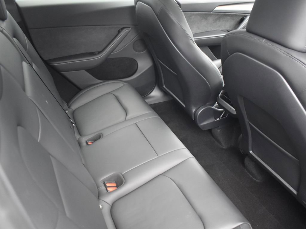 Used 2024 Tesla Model Y Performance AWD/4WD image 23