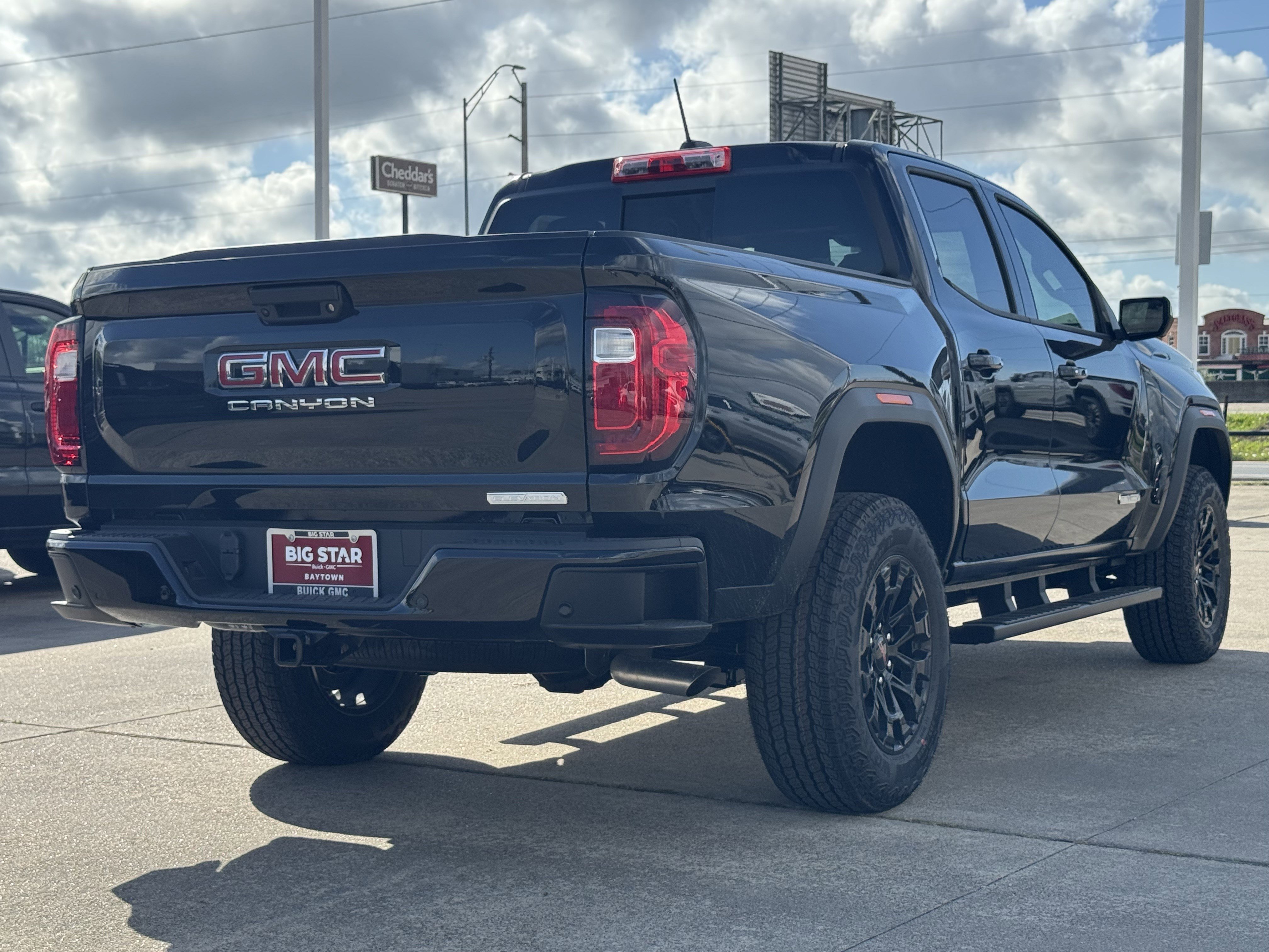 New 2026 GMC Canyon Elevation w/ Convenience Package image 8