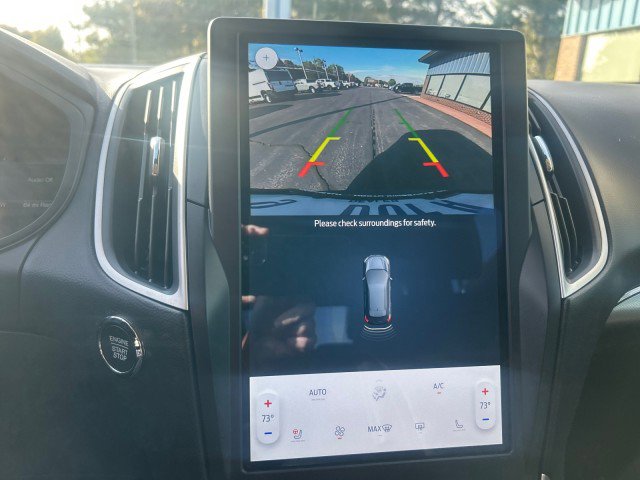 Used 2022 Ford Edge SEL w/ Convenience Package image 16