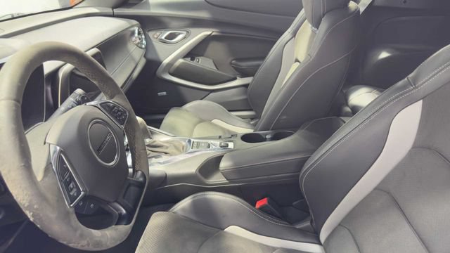 Used 2024 Chevrolet Camaro LT w/ Technology Package RWD image 22