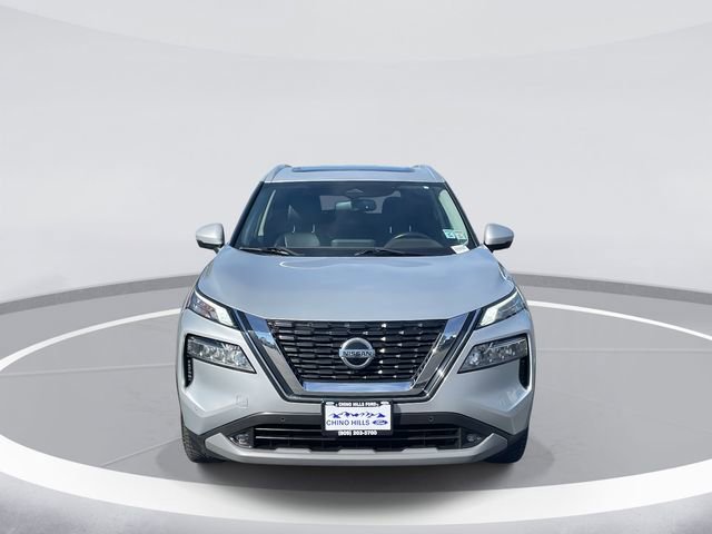 Used 2021 Nissan Rogue SL w/ Premium Package image 2