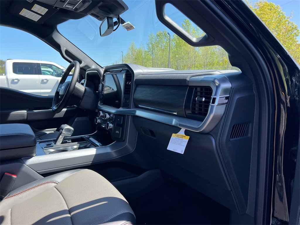 New 2025 Ford F150 Lariat w/ Equipment Group 501A Mid image 12