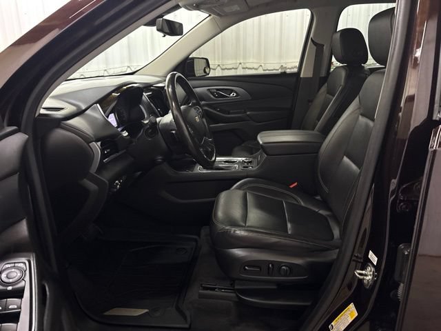 Used 2020 Chevrolet Traverse Premier w/ LPO, Floor Liner Package FWD image 35
