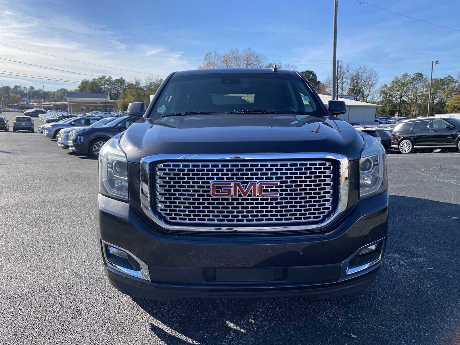 Used 2015 GMC Yukon Denali w/ Open Road Package image 3