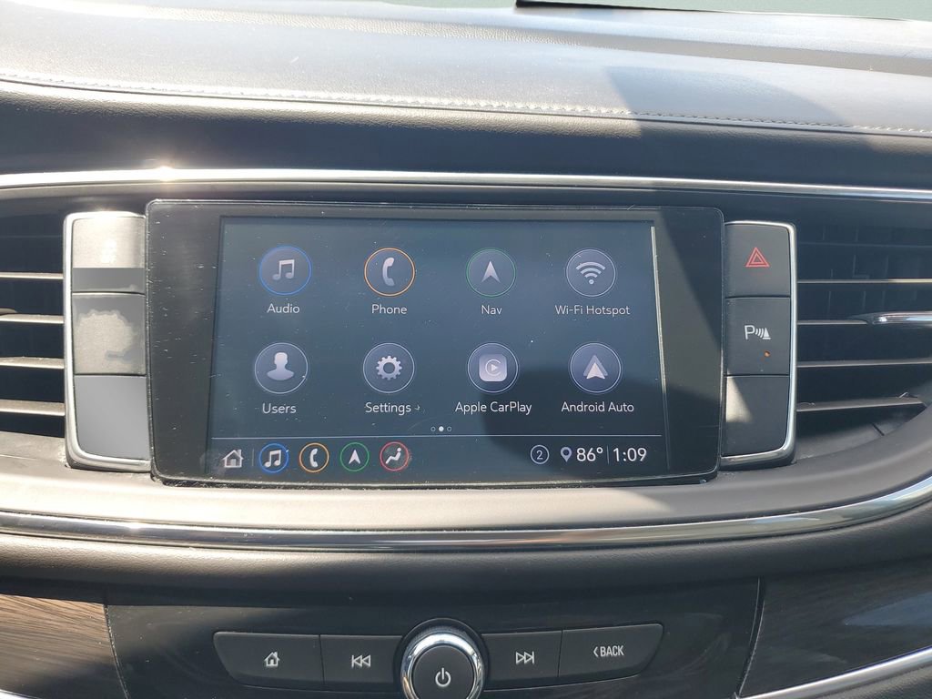 Used 2020 Buick Enclave Essence w/ Sound and Sites Package image 18