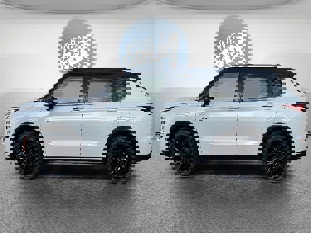 New 2025 Mitsubishi Outlander 4WD Plug-In Hybrid image 4
