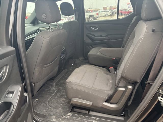 Used 2023 Chevrolet Traverse LT image 7